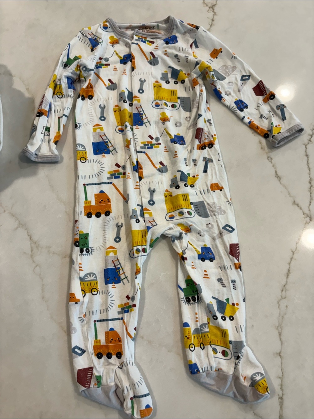 Magnetic Me Sleeper // 3-6m